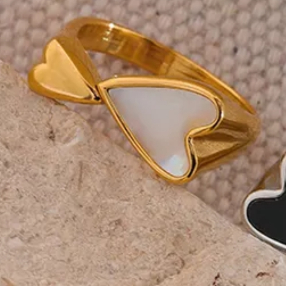 CLEARANCESHEL heart stainless steel 18kgold plated